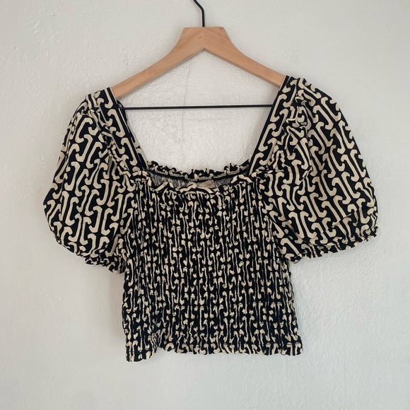 Monteau Black and Cream Geometric Blouse - Picture 1 of 4